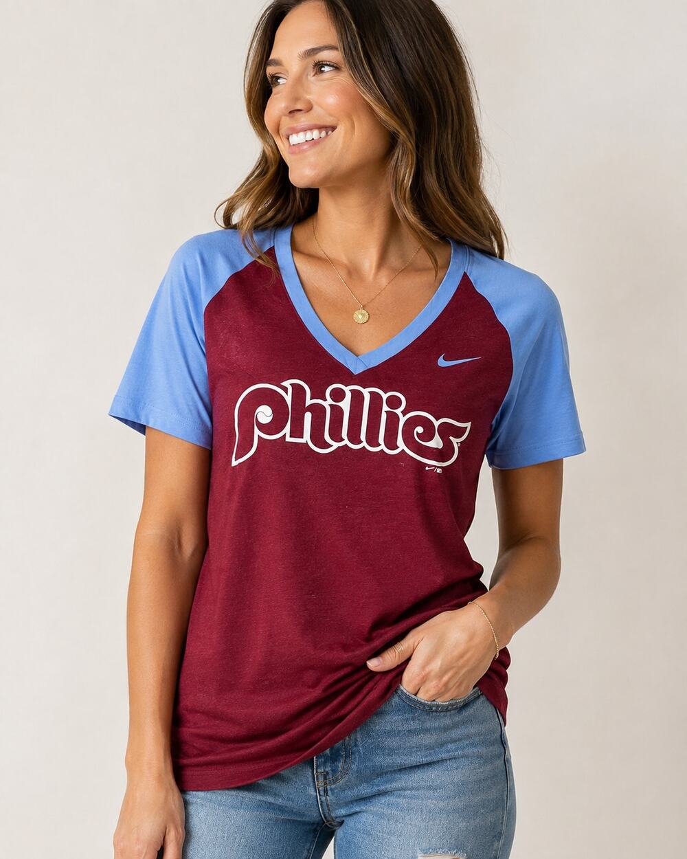 Nike Philadelphia Phillies Womens Large V-Neck T-Shirt Maroon Blue MLB NW